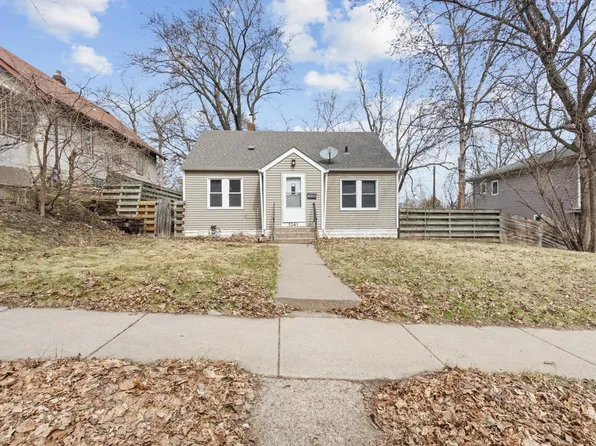 1041 6th St E, Saint Paul, MN 55106