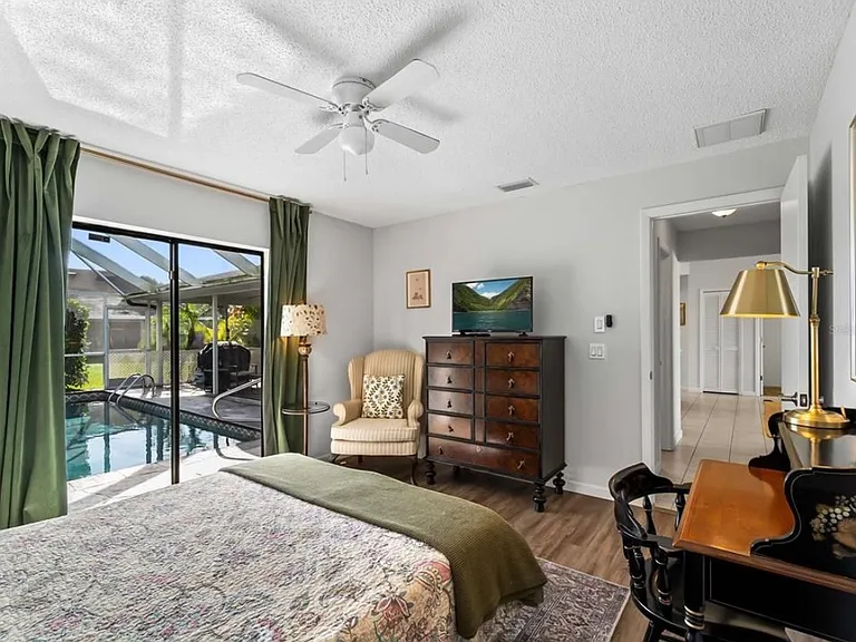 1535 Ultramarine Ln — Photo 33