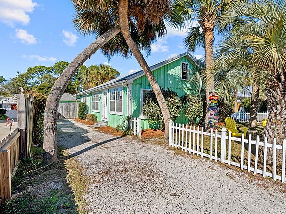 2nd image of 209 Lakeshore Dr E