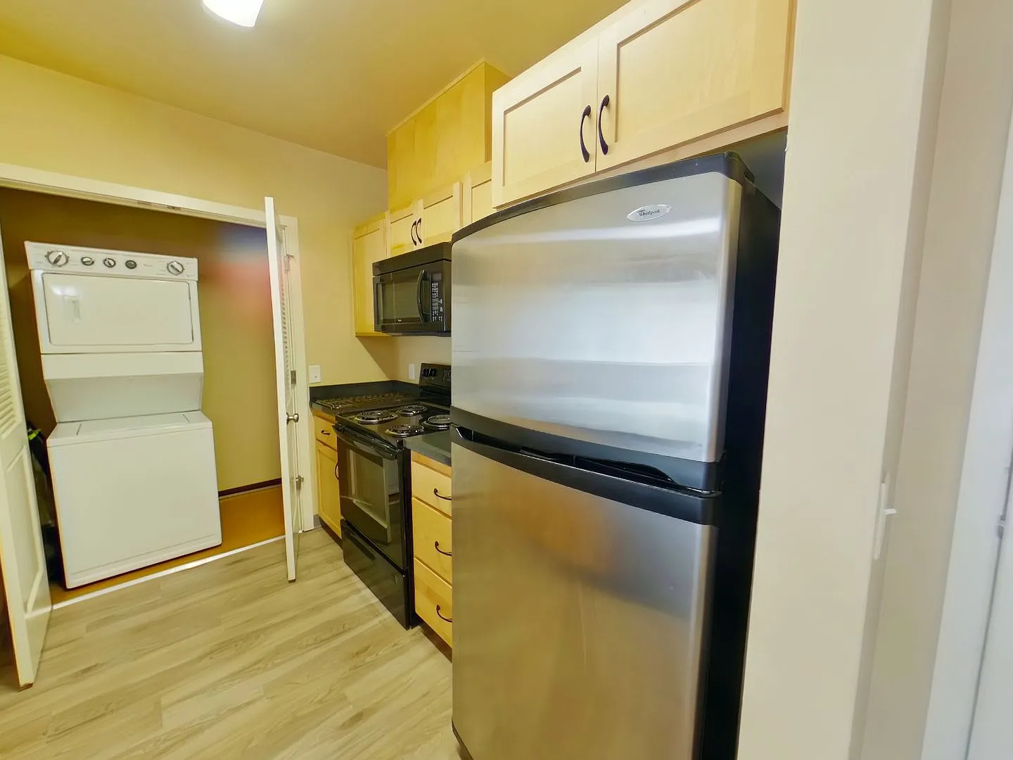 Midtown Apartments — Photo 4