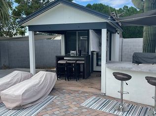 4049 E Winchcomb Dr, Phoenix, AZ 85032