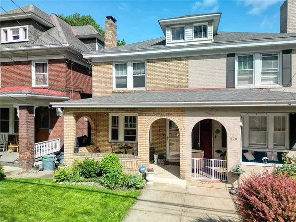 228 Lavina Ave, Pittsburgh, PA 15216