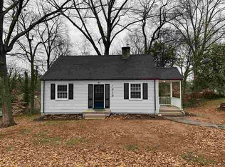 1613 Del Mar Dr, Charlottesville, VA 22903