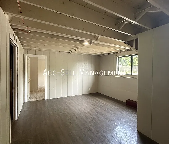 5245 Rich St #5245 — Photo 7