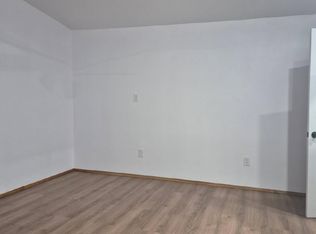 147 E 98th St, Los Angeles, CA 90003