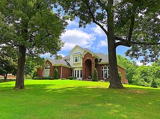 1002 Cherry Springs Dr, Cottontown, TN 37048