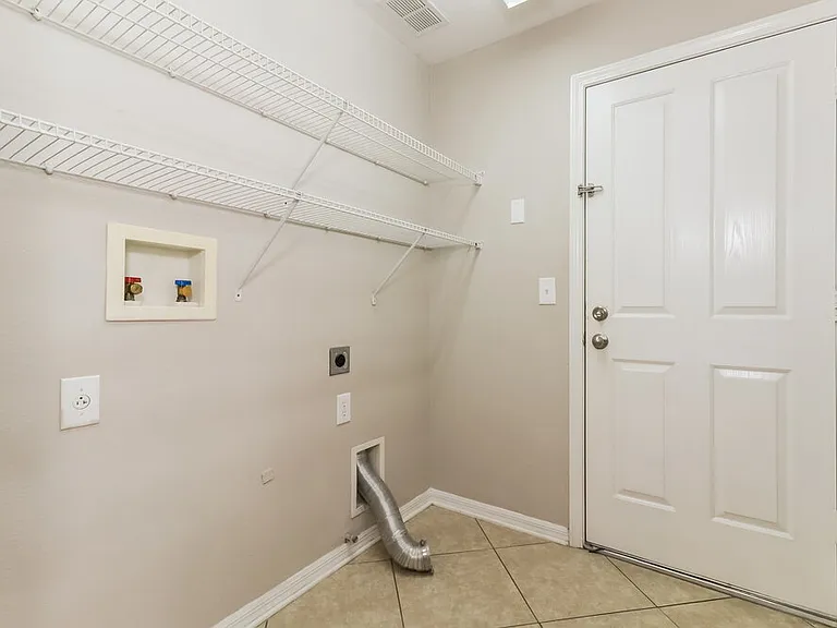 9912 Riverchase Dr — Photo 15