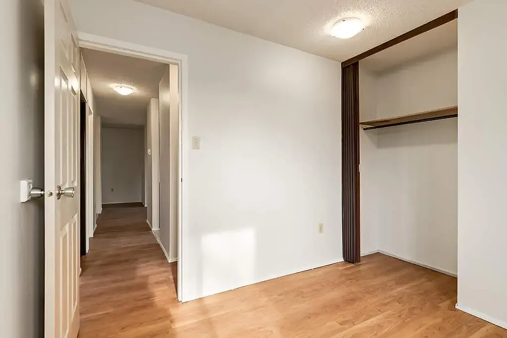 Westwood Apartments — Photo 1