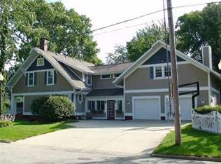 821 S 5th Ave W, Newton, IA 50208
