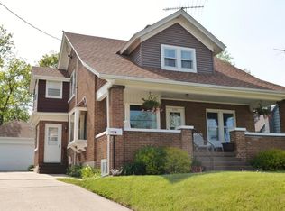 1556 N Main St, West Bend, WI 53090