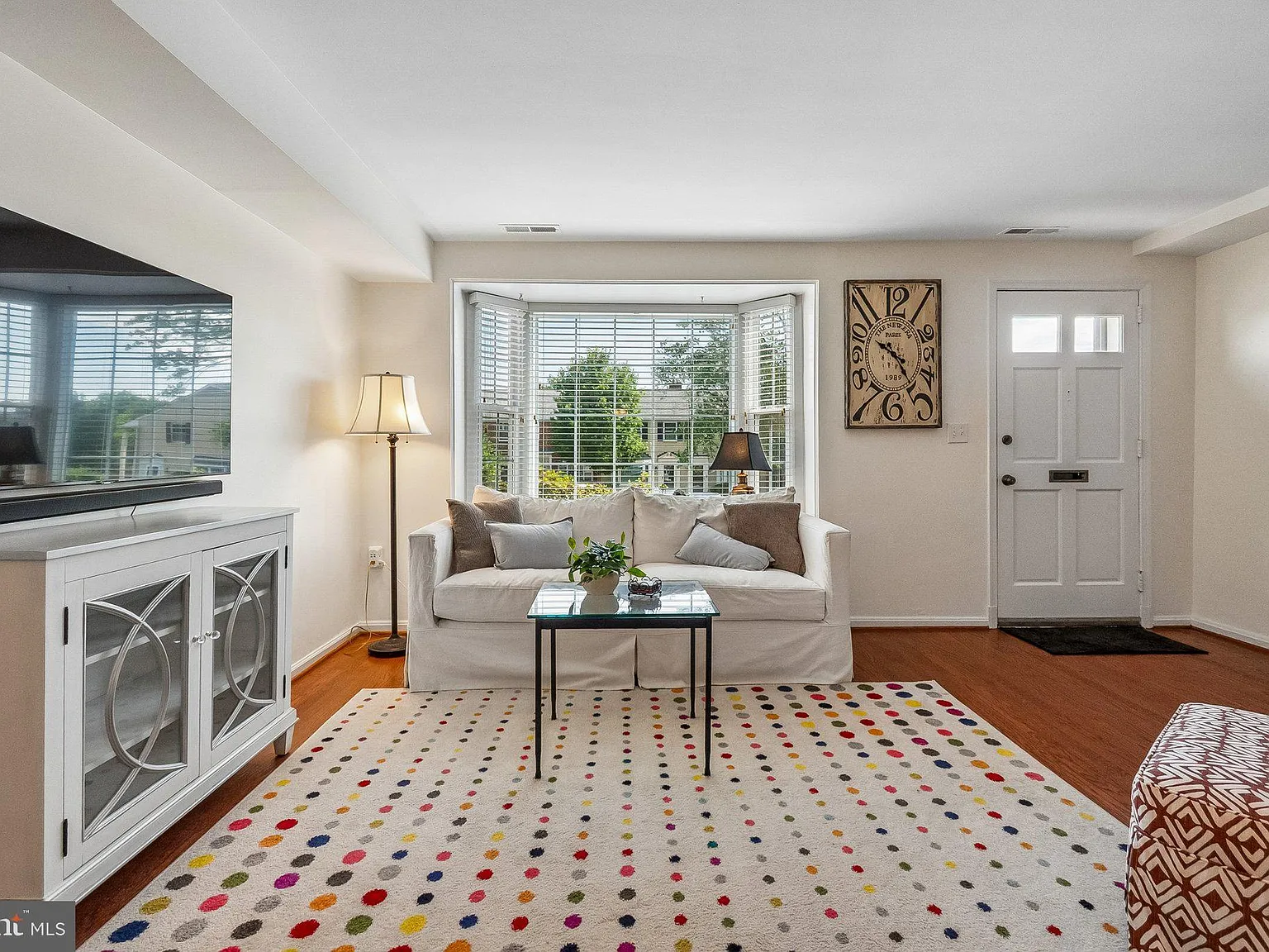 2 bed, 1.5 bath, 835 sqft, $2,800 — Photo 4