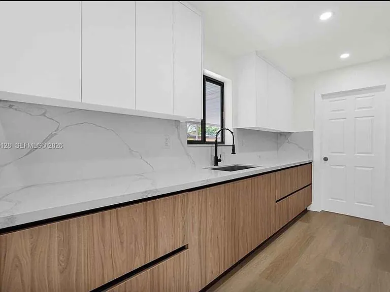2980 NW 210th Ter — Photo 13