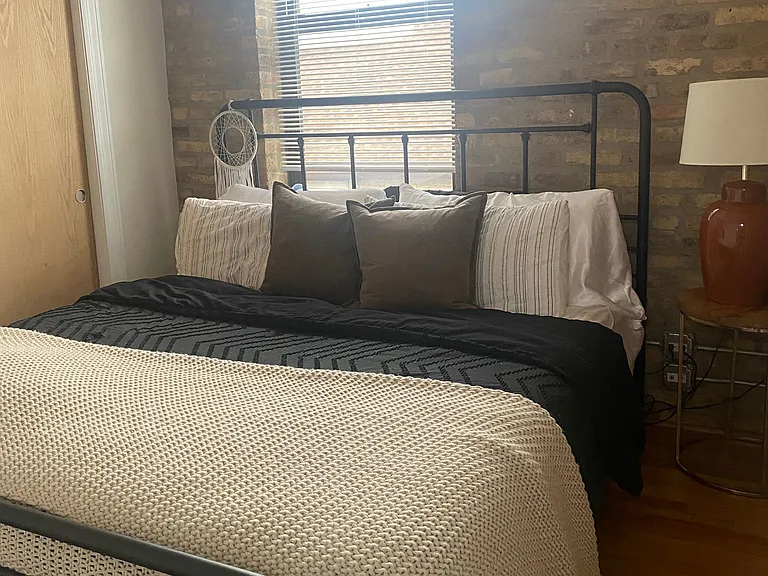 1351 N Greenview Ave #3R — Photo 7