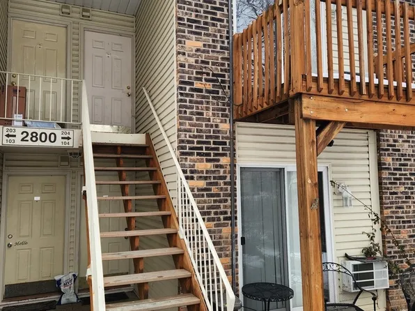 2800 Light Rd APT 204, Oswego, IL 60543