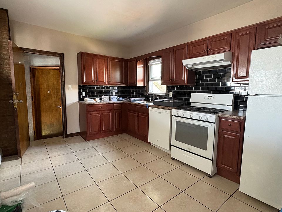 2nd image of 52 New Lawn Ave #2-F