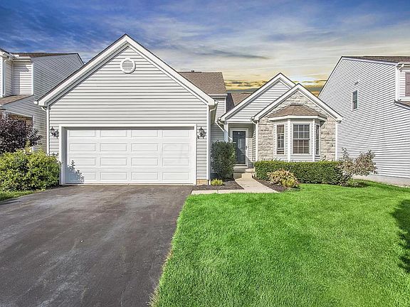 2nd image of 8845 Meadow Grass Ln