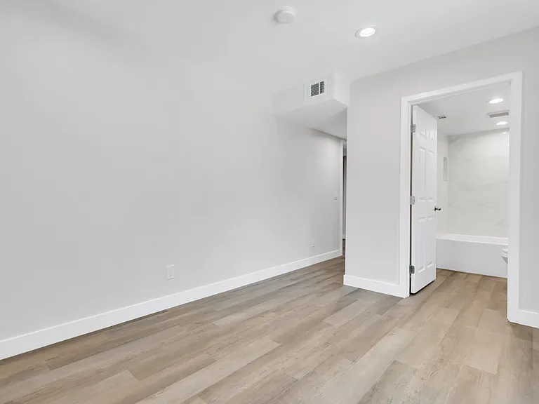 1234A W 89th St #A — Photo 21