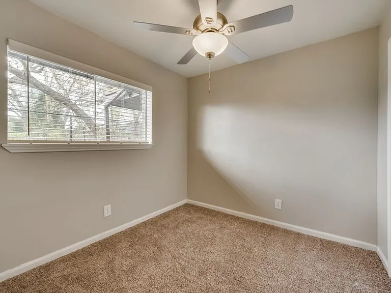 The Blanca Apartments — Photo 15