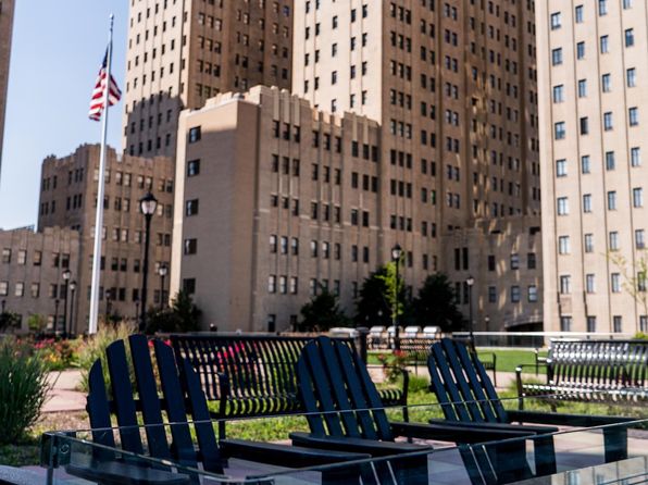 4 Beacon Way APT 908