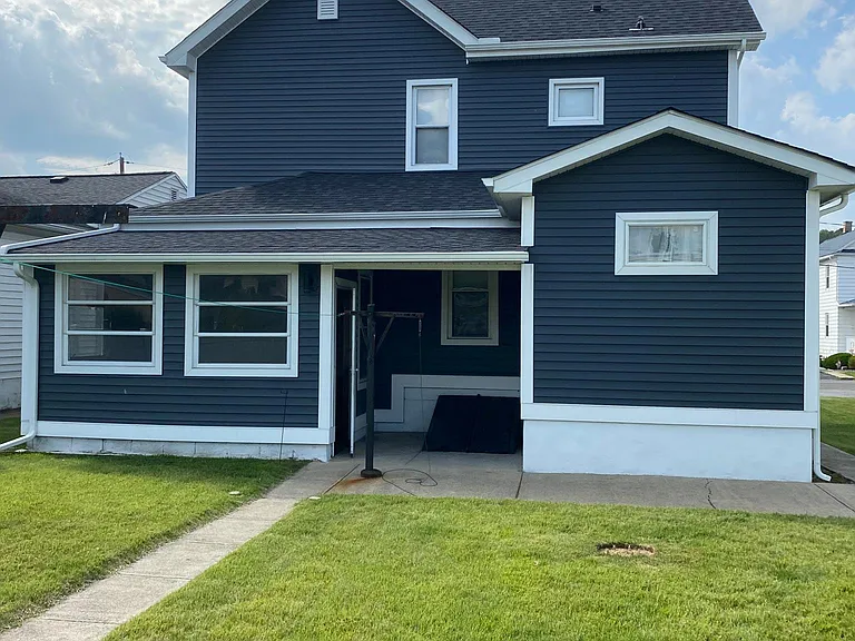 219 Harding St — Photo 17
