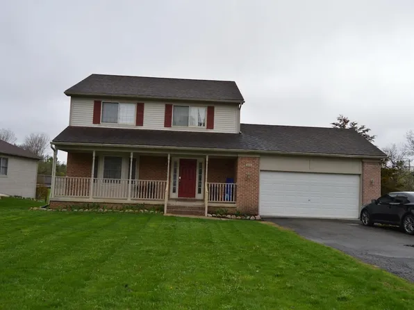 808 Church St, Fowlerville, MI 48836