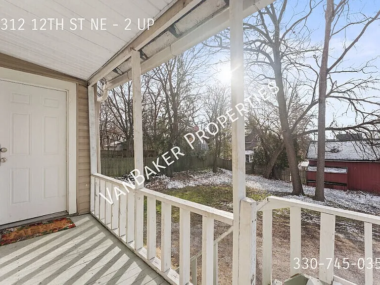 1312 12th St NE #2 — Photo 3
