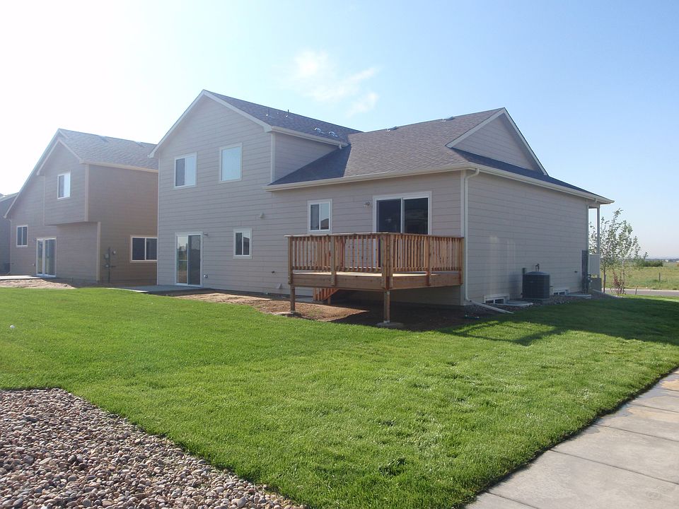 2nd image of 2253 5th Ave