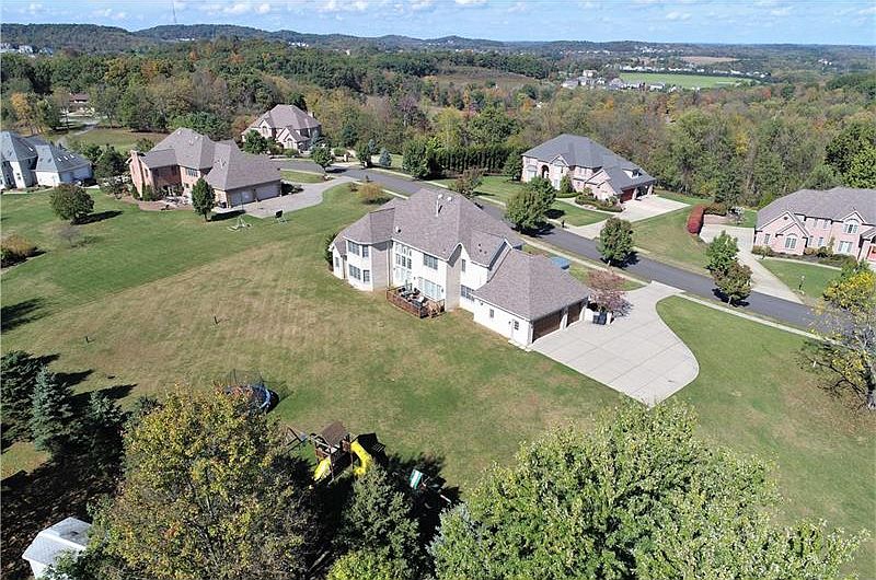 2nd image of 108 Windwood Heights Dr