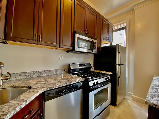 Rented by Brown Harris Stevens | media 4