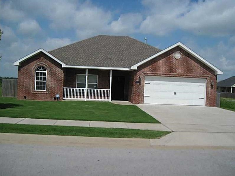 1st image of 1306 Latisha Ln