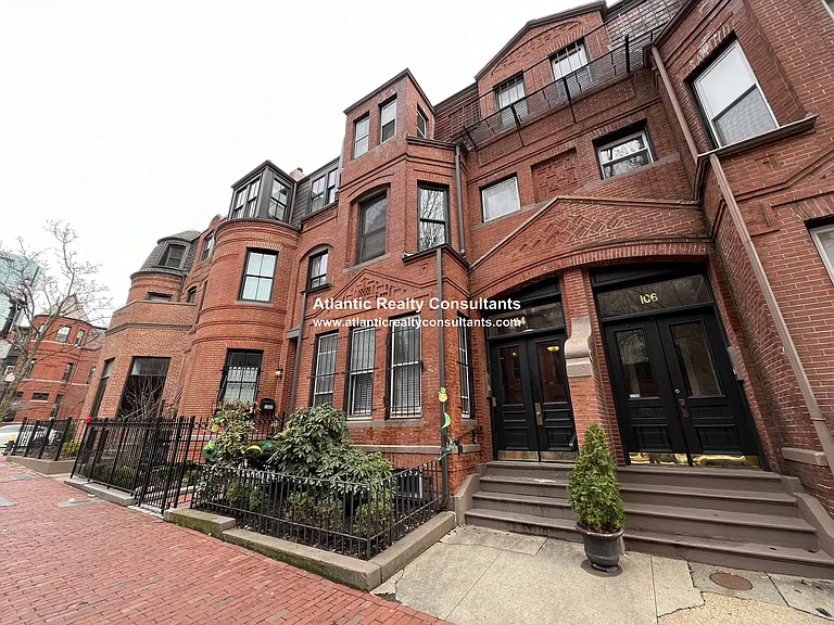 104 Saint Botolph St #4 — Photo 2