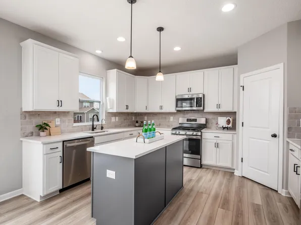 719 Otter Tail Dr, Sunbury, OH 43074