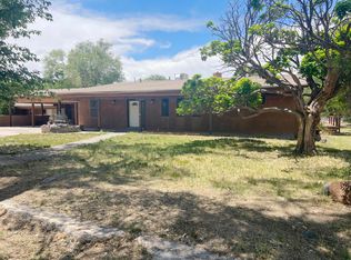 6011 Hubbell Cir SW, Albuquerque, NM 87105