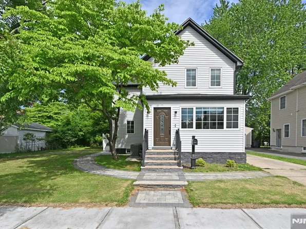 119 Lenox Ave, New Milford, NJ 07646