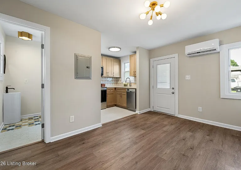 664 Lynn St #102 — Photo 6