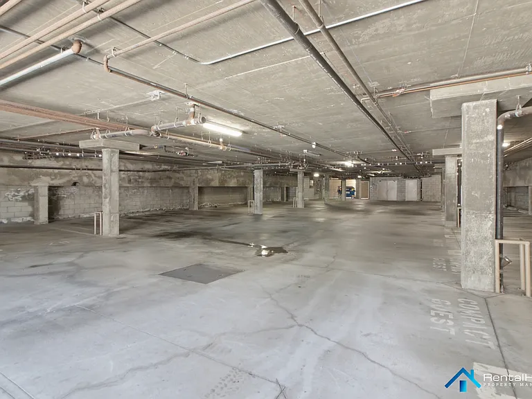 4139 Cahuenga Blvd #102 — Photo 26