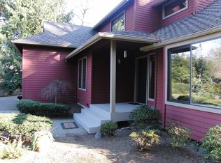 608 Riverside Dr SE, North Bend, WA 98045