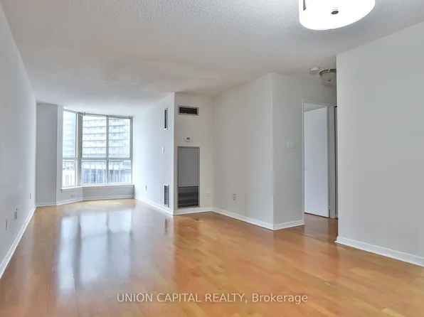 44 Saint Joseph St, Toronto, ON