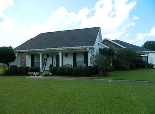 517 Summerfield Dr, Thibodaux, LA 70301