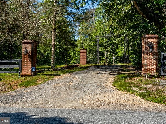 2nd image of 14376 Tower Rd