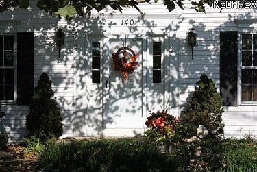 5th image of 140 Westchester Dr