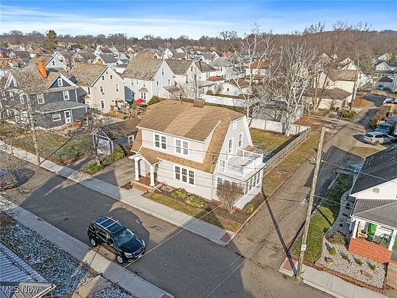 4th image of 147 Poplar Ave NW
