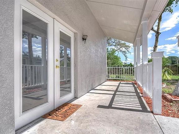 2nd image of 907 Dixie Maid Ln #1