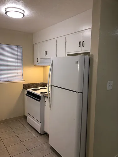 Floor plan 2 BEDROOM - 1 BATHROOM