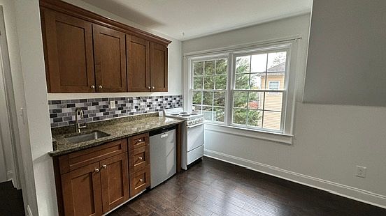 1st image of 2089 Stockbridge Dr SE #B
