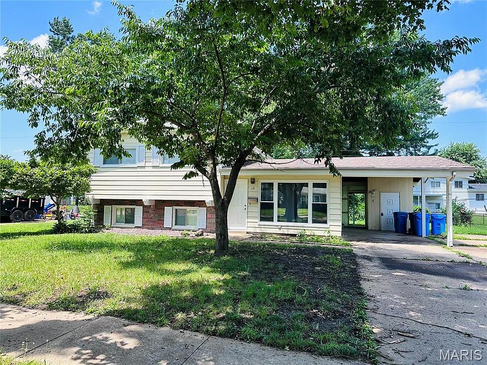 1st image of 13 Floweridge Ln