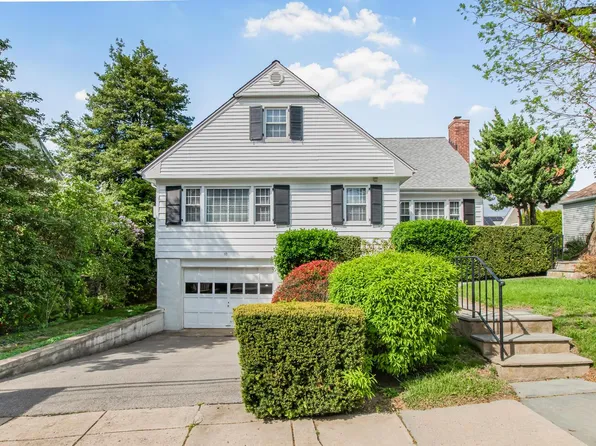 10 Constant Avenue, Yonkers, NY 10701