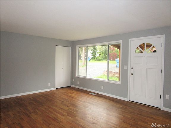 2nd image of 11324 74th Ave E