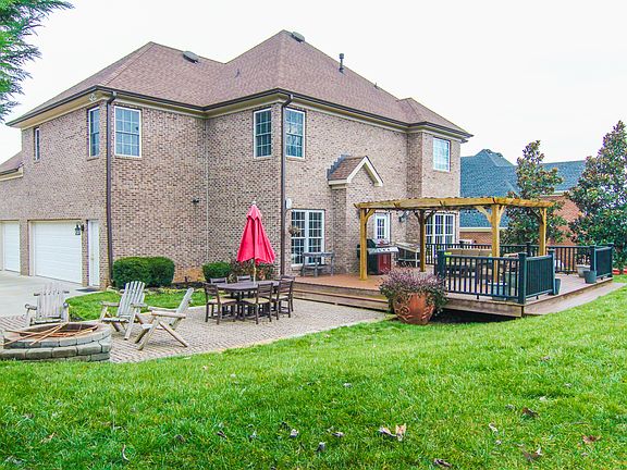 2nd image of 319 Brooke Valley Blvd