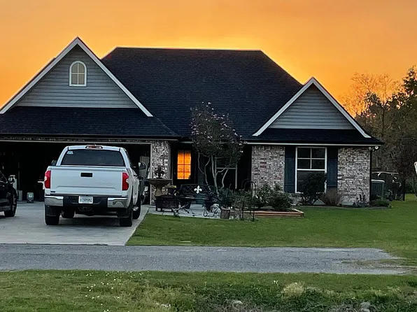 316 Barkley St, Iowa, LA 70647